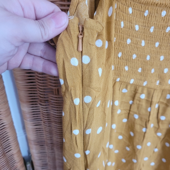 American Eagle Yellow Romper - Picture 4 of 5